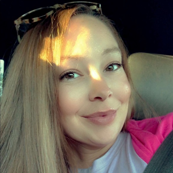 Meet your Posher, Rebecca - Picture 1 of 1